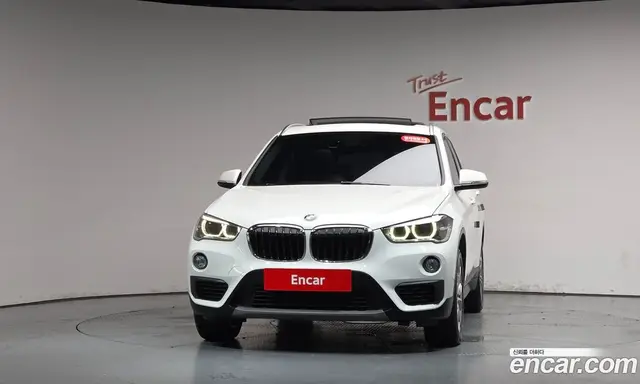 BMW X1 2019 2.0 автомат (гидро), миниатюра 2