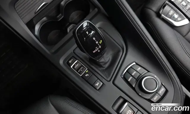 BMW X1 2019 2.0 автомат (гидро), миниатюра 11