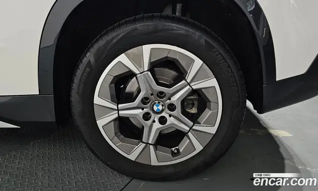 BMW X1 2025 2.0 автомат (гидро), миниатюра 6