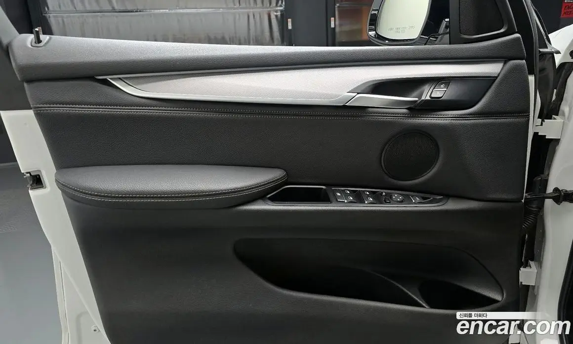 BMW X5 2018 3.0 автомат (гидро), фото 14
