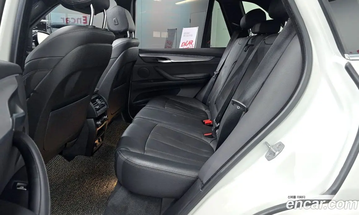 BMW X5 2018 3.0 автомат (гидро), фото 18