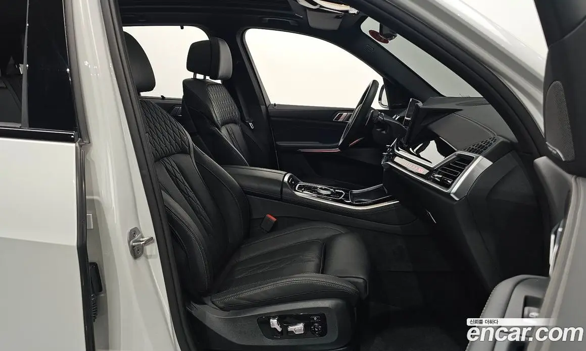 BMW X5 2025 3.0 автомат (гидро), фото 13