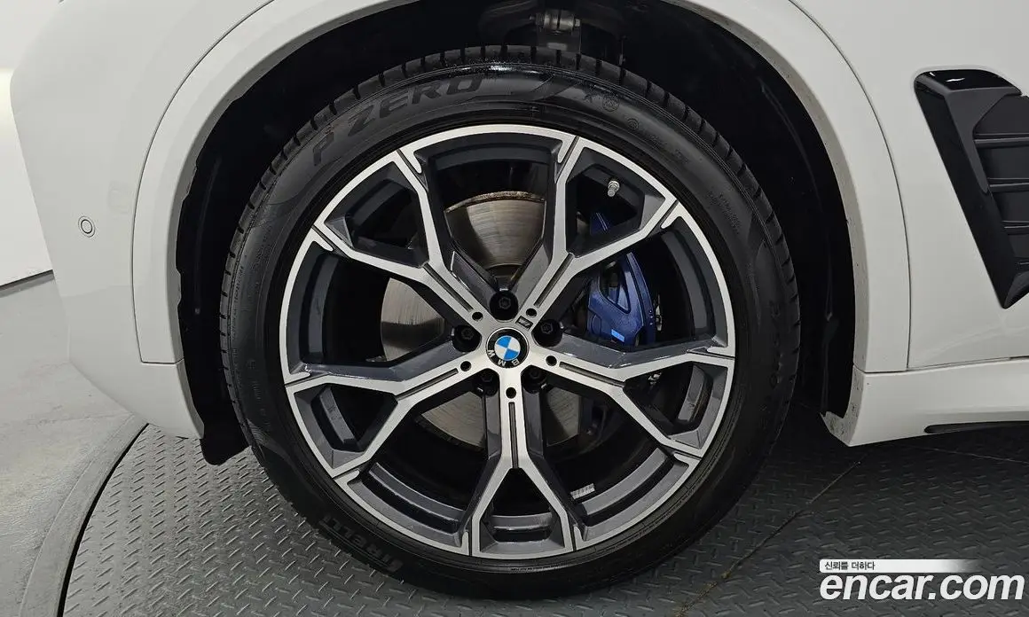 BMW X5 2025 3.0 автомат (гидро), фото 5