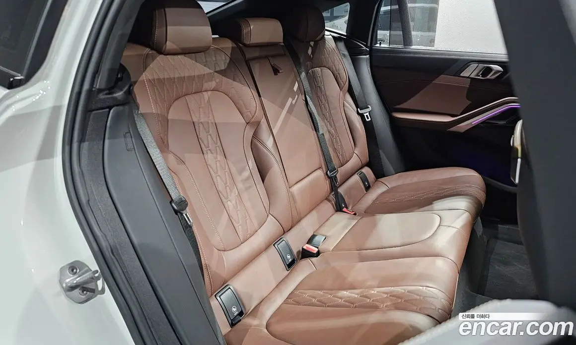BMW X6 2024 3.0 автомат (гидро), фото 18