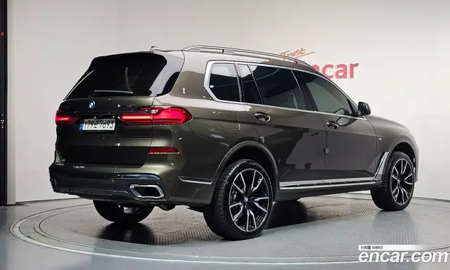 BMW X7 2022 3.0 автомат (гидро), миниатюра 2