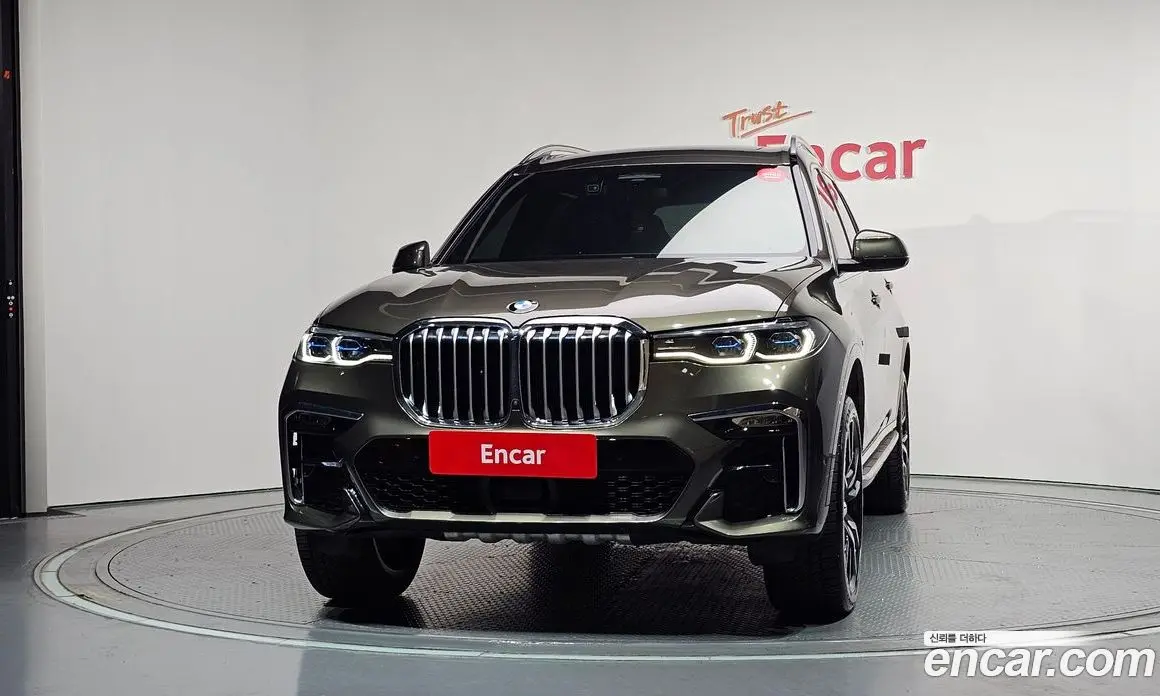BMW X7 2022 3.0 автомат (гидро), фото 3