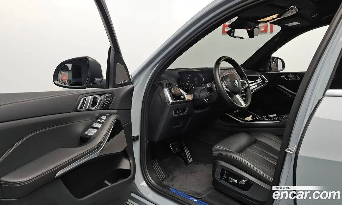 BMW X7 2024 3.0 автомат (гидро), фото 12 BMW X7 2024 3.0 автомат (гидро), фото 12