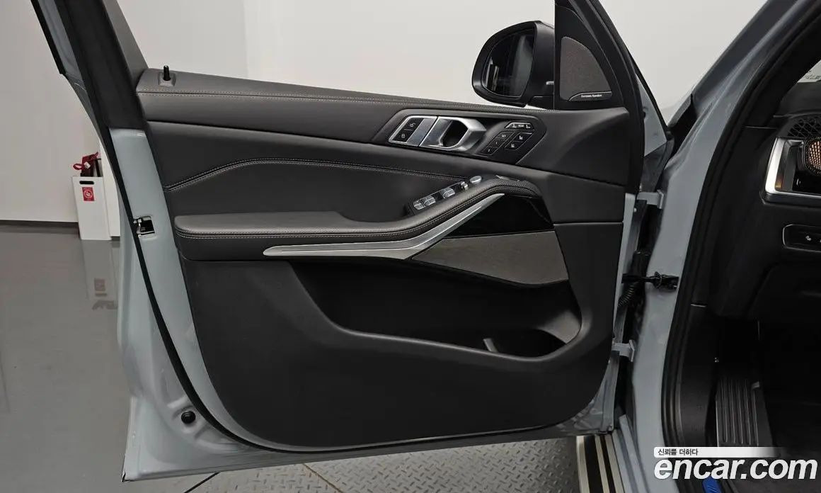 BMW X7 2024 3.0 автомат (гидро), фото 13 BMW X7 2024 3.0 автомат (гидро), фото 13