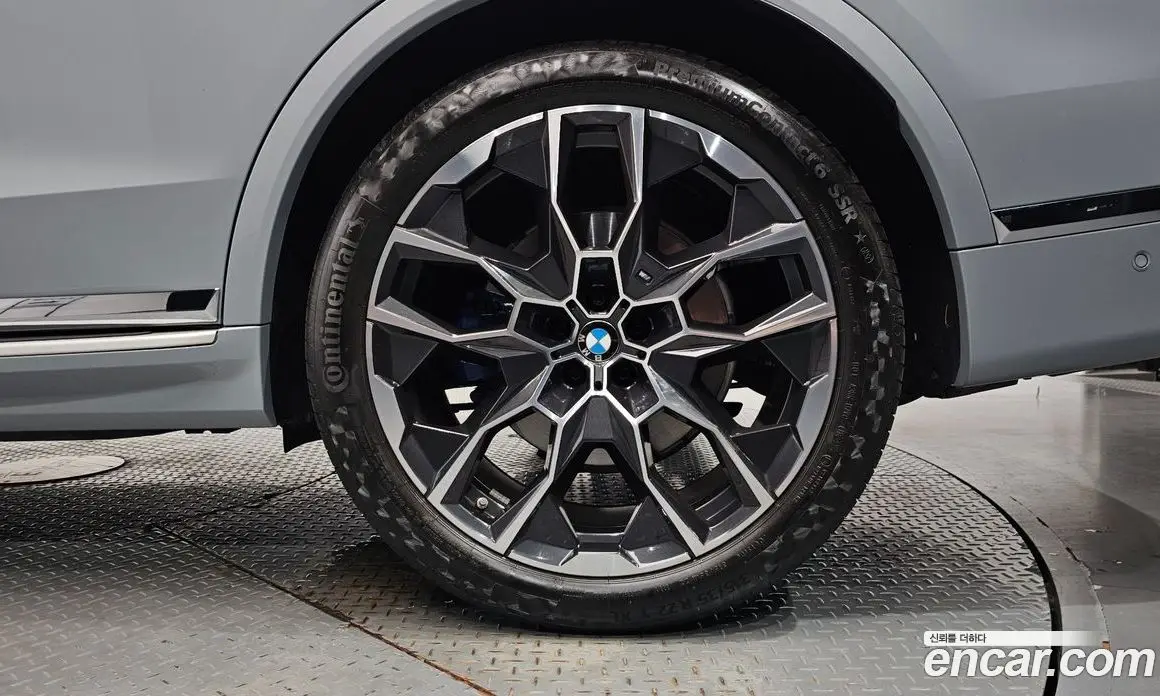 BMW X7 2024 3.0 автомат (гидро), фото 6 BMW X7 2024 3.0 автомат (гидро), фото 6
