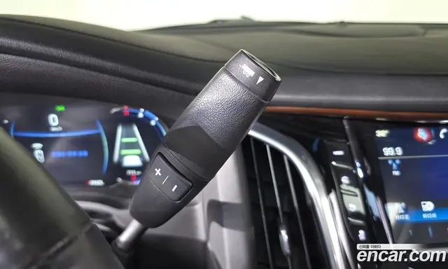 Cadillac Escalade 2018 6.2 автомат (гидро), миниатюра 12
