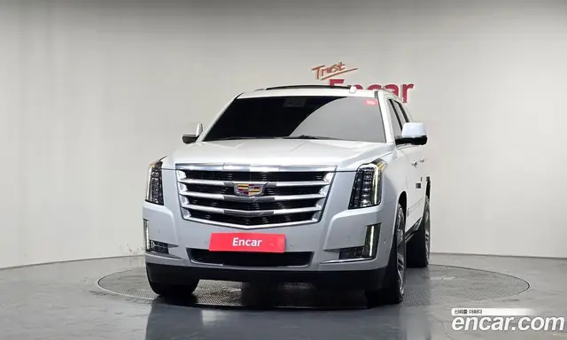 Cadillac Escalade 2018 6.2 автомат (гидро), миниатюра 3