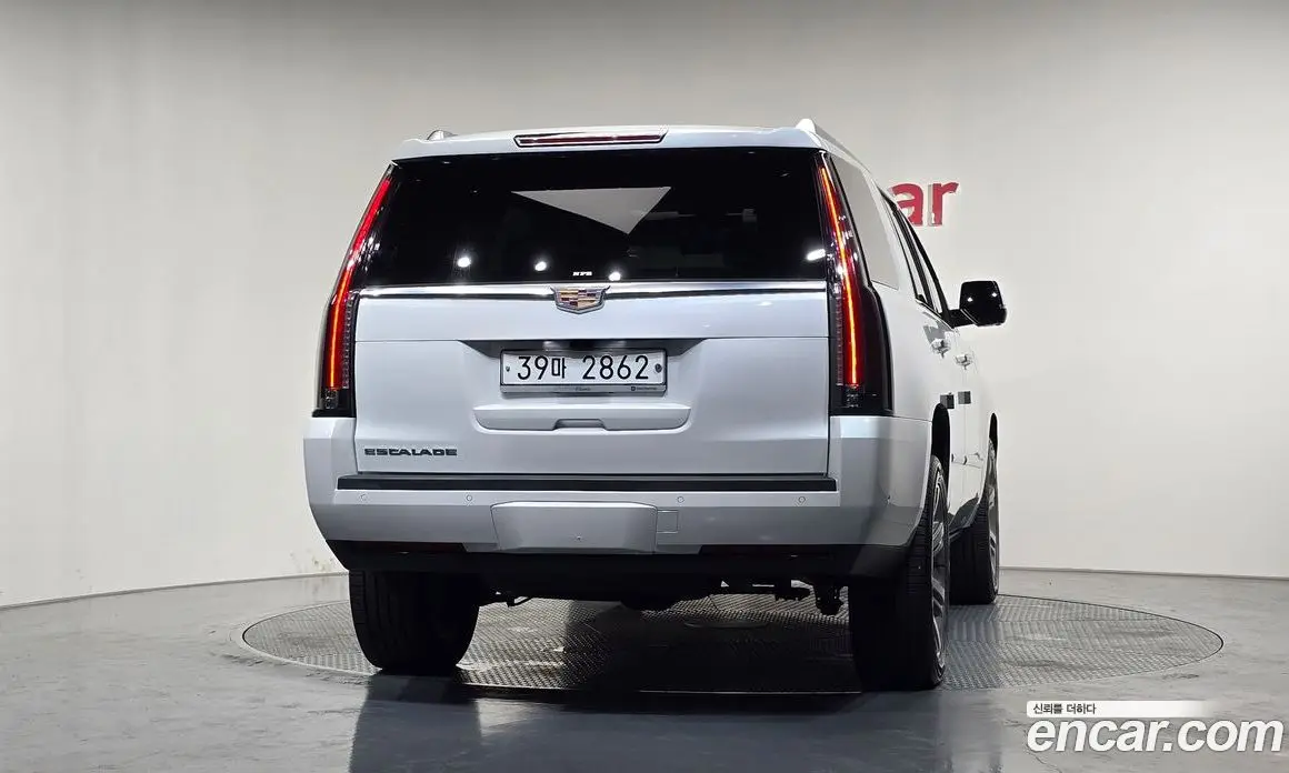 Cadillac Escalade 2018 6.2 автомат (гидро), фото 4