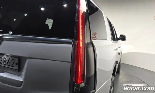 Cadillac Escalade 2018 6.2 автомат (гидро), миниатюра 9