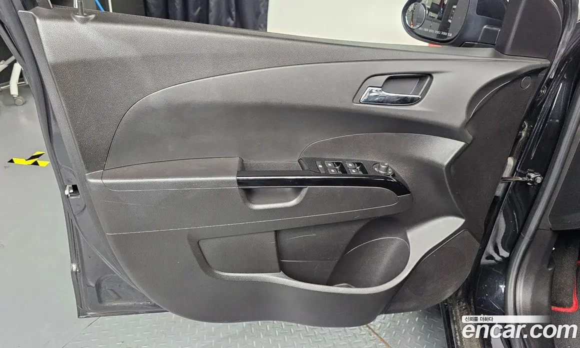 Chevrolet Aveo 2016 1.4 автомат (гидро), фото 14 Chevrolet Aveo 2016 1.4 автомат (гидро), фото 14