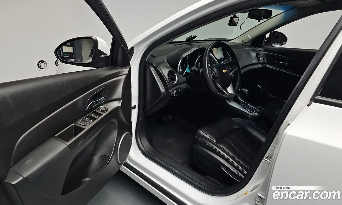 Chevrolet Cruze 2015 1.8 автомат (гидро), фото 12