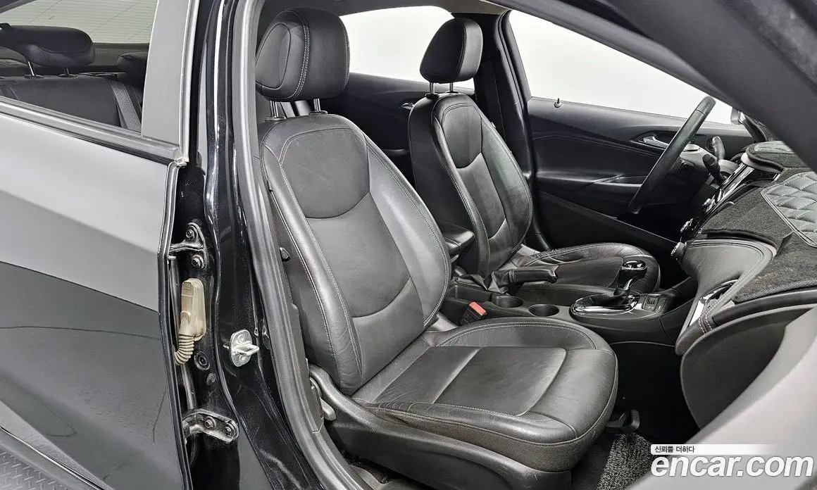 Chevrolet Cruze 2017 1.4 автомат (гидро), фото 17 Chevrolet Cruze 2017 1.4 автомат (гидро), фото 17