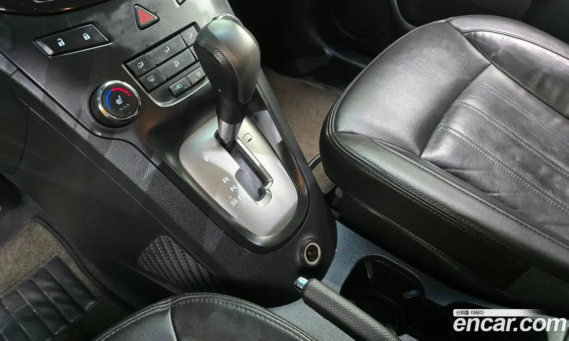 Chevrolet Orlando 2012 2.0 автомат (гидро), фото 12
