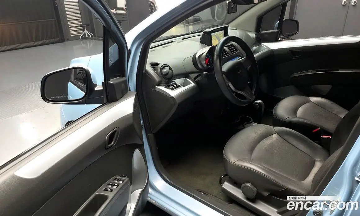 Chevrolet Spark 2014 1.0 автомат (гидро), фото 13