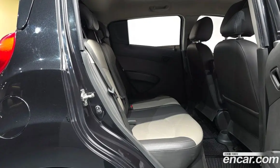 Chevrolet Spark 2014 1.0 автомат (гидро), фото 16