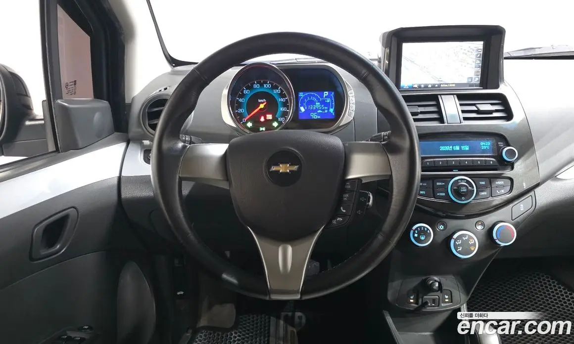 Chevrolet Spark 2014 1.0 автомат (гидро), фото 17