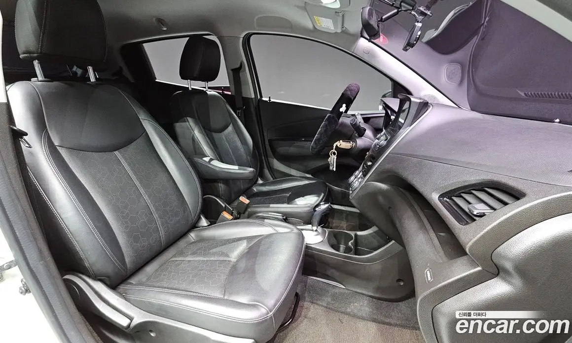 Chevrolet Spark 2015 1.0 автомат (гидро), фото 13