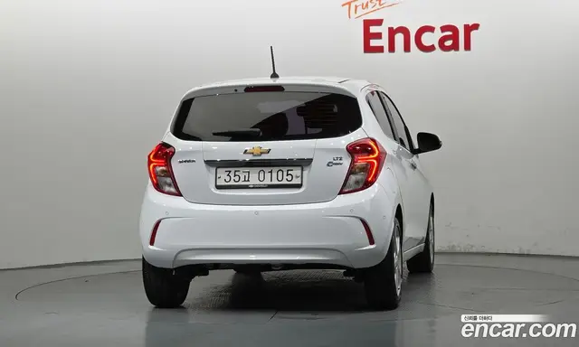 Chevrolet Spark 2016 1.0 автомат (гидро), миниатюра 4