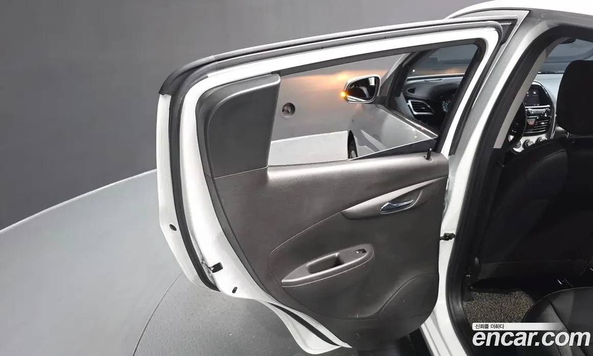 Chevrolet Spark 2020 1.0 автомат (гидро), фото 14