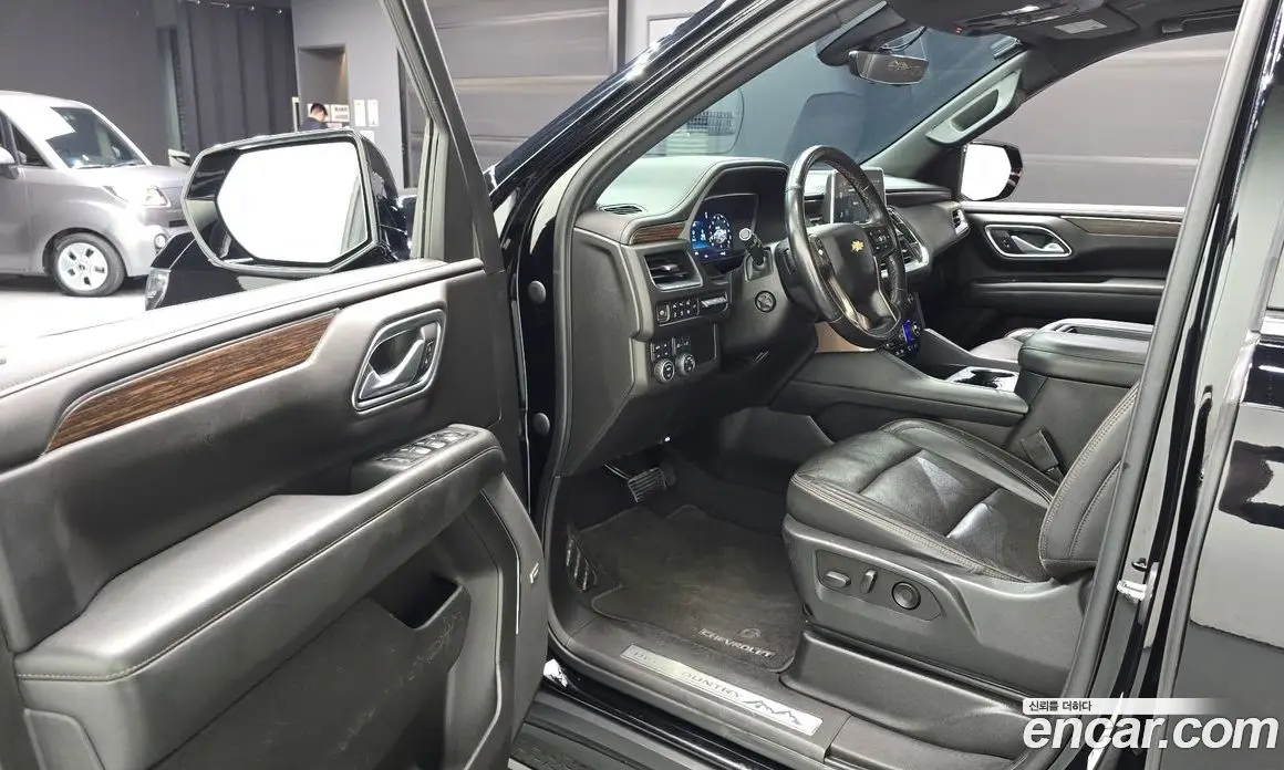 Chevrolet Tahoe 2022 6.2 автомат (гидро), фото 13