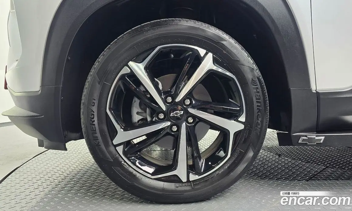 Chevrolet TrailBlazer 2023 1.3 автомат (гидро), фото 4