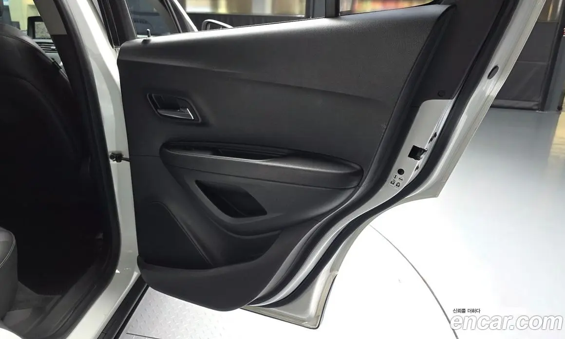Chevrolet Trax 2015 1.4 автомат (гидро), фото 15