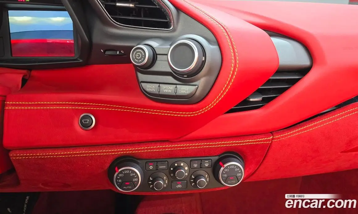 Ferrari 488 2018 3.9 автомат (гидро), фото 15