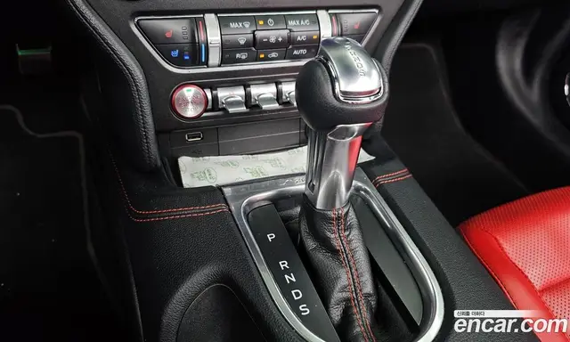 Ford Mustang 2019 2.3 автомат (гидро), миниатюра 12