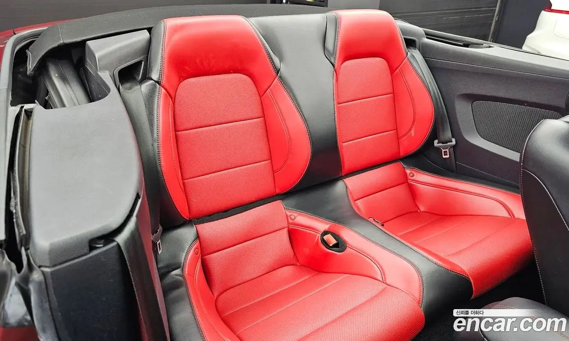 Ford Mustang 2019 2.3 автомат (гидро), фото 18 Ford Mustang 2019 2.3 автомат (гидро), фото 18