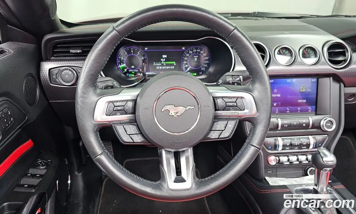 Ford Mustang 2019 2.3 автомат (гидро), фото 19 Ford Mustang 2019 2.3 автомат (гидро), фото 19
