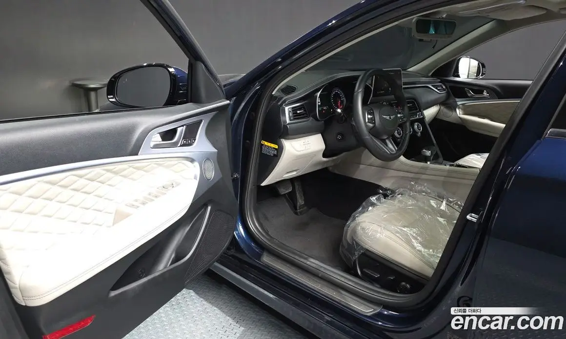 Genesis G70 2019 2.0 автомат (гидро), фото 13 Genesis G70 2019 2.0 автомат (гидро), фото 13