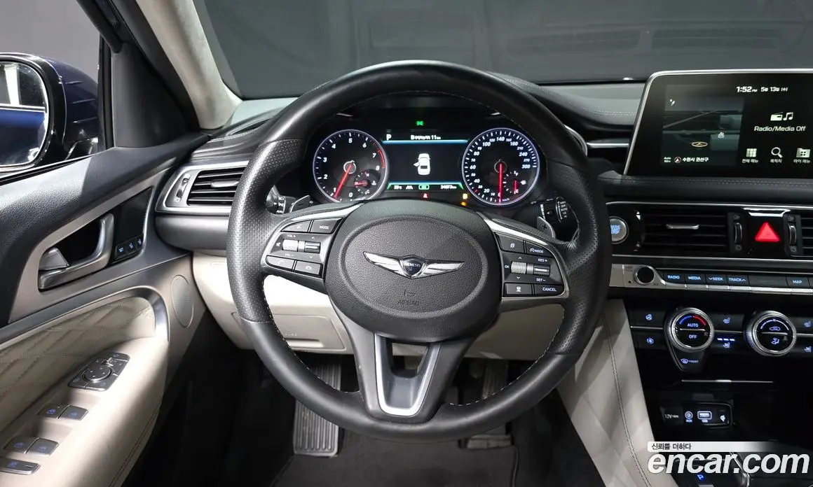 Genesis G70 2019 2.0 автомат (гидро), фото 19 Genesis G70 2019 2.0 автомат (гидро), фото 19