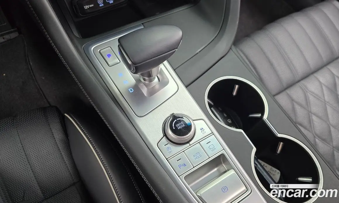 Genesis G70 2019 2.0 автомат (гидро), фото 12 Genesis G70 2019 2.0 автомат (гидро), фото 12