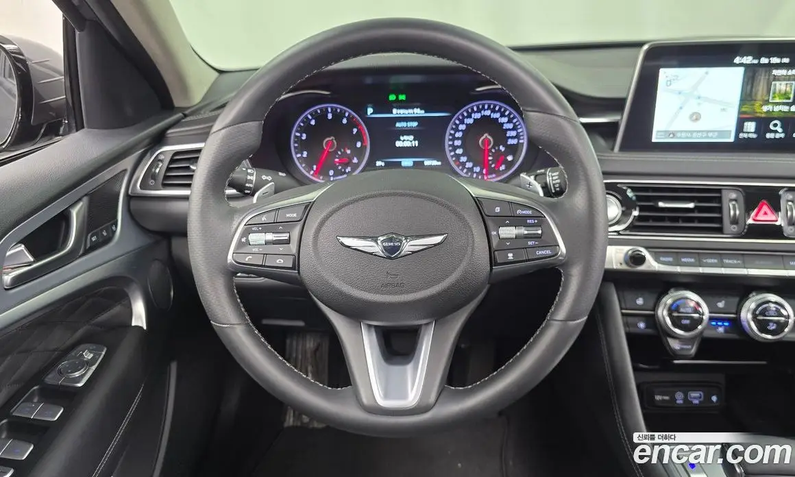 Genesis G70 2019 2.0 автомат (гидро), фото 18 Genesis G70 2019 2.0 автомат (гидро), фото 18