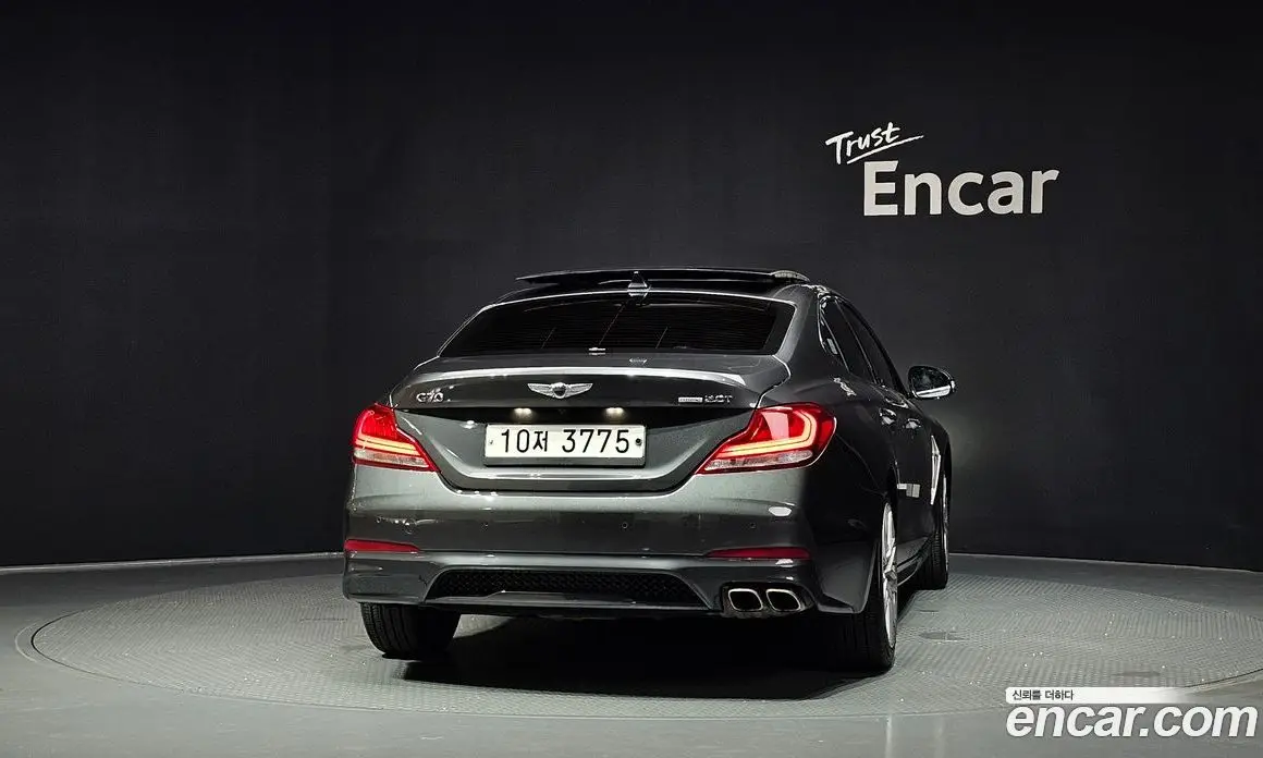 Genesis G70 2019 2.0 автомат (гидро), фото 4 Genesis G70 2019 2.0 автомат (гидро), фото 4