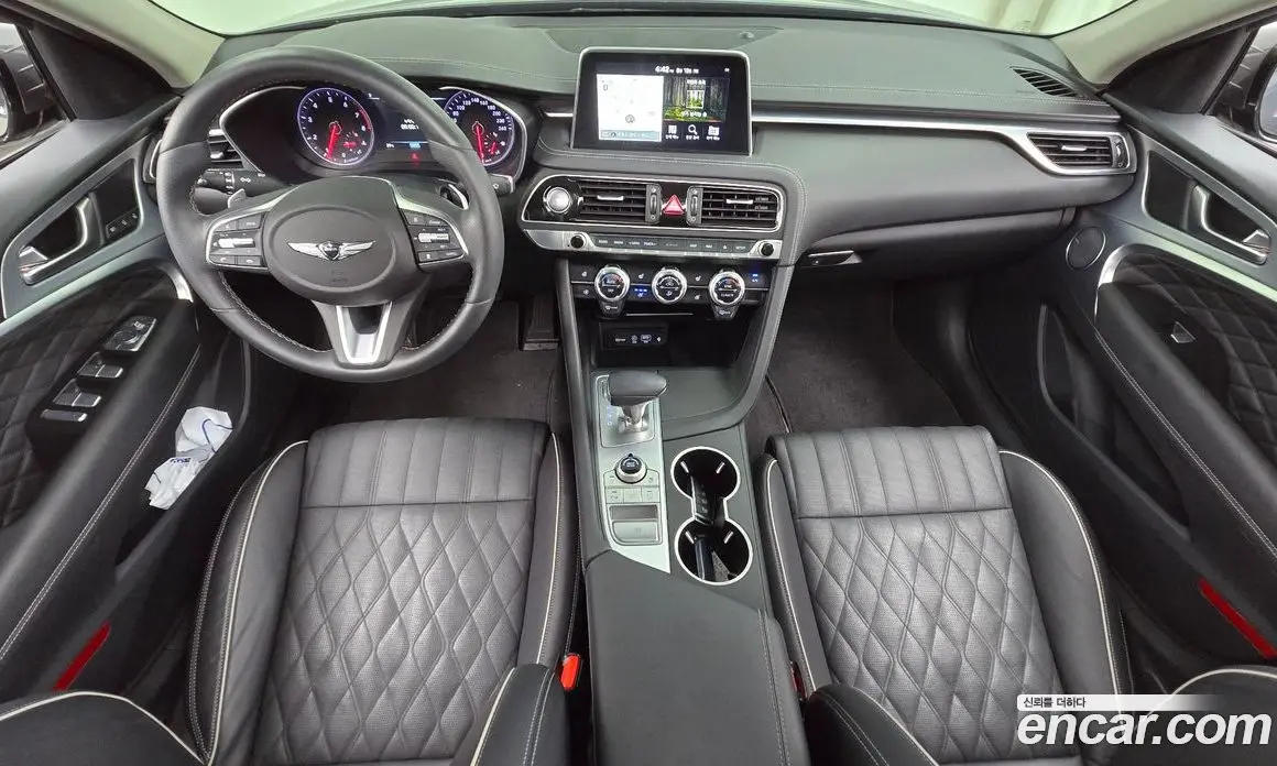 Genesis G70 2019 2.0 автомат (гидро), фото 10 Genesis G70 2019 2.0 автомат (гидро), фото 10
