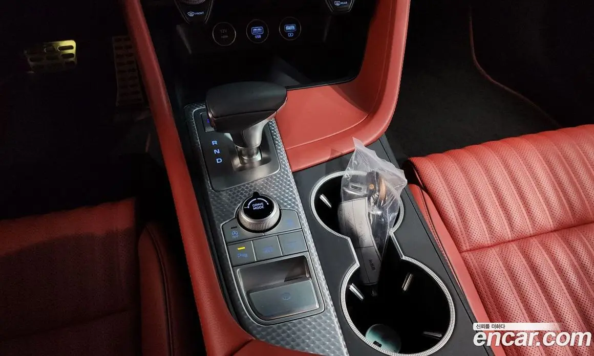 Genesis G70 2021 2.0 автомат (гидро), фото 11 Genesis G70 2021 2.0 автомат (гидро), фото 11