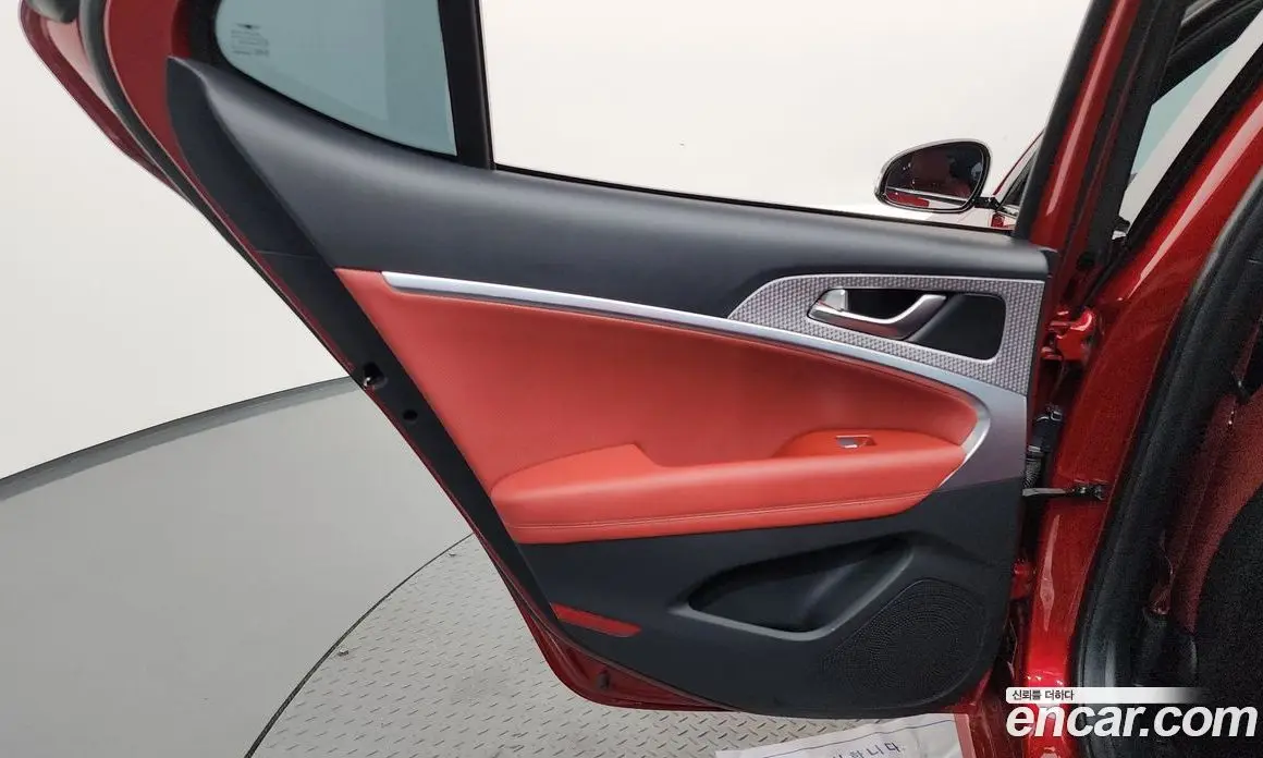 Genesis G70 2021 2.0 автомат (гидро), фото 14 Genesis G70 2021 2.0 автомат (гидро), фото 14