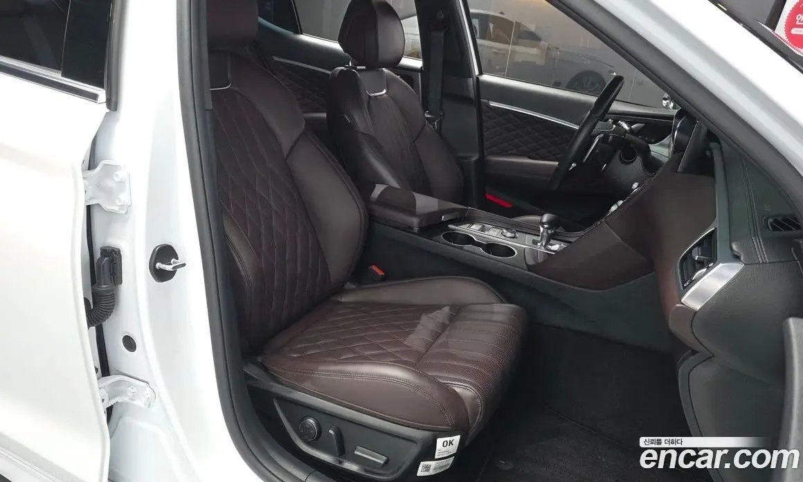 Genesis G70 2022 2.0 автомат (гидро), фото 16 Genesis G70 2022 2.0 автомат (гидро), фото 16