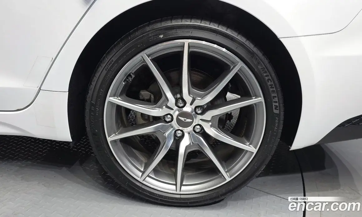 Genesis G70 2022 2.0 автомат (гидро), фото 7 Genesis G70 2022 2.0 автомат (гидро), фото 7