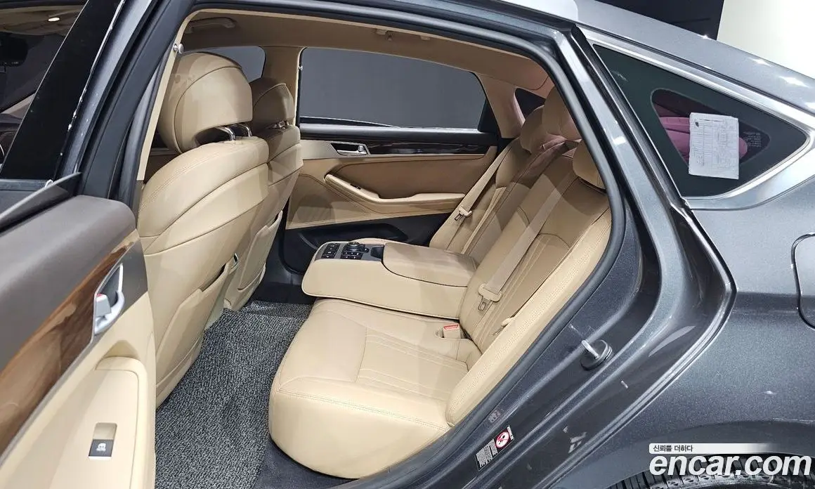 Genesis G80 2016 3.3 автомат (гидро), фото 11 Genesis G80 2016 3.3 автомат (гидро), фото 11