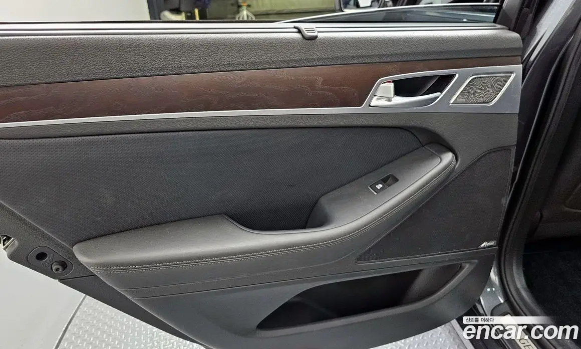 Genesis G80 2018 3.3 автомат (гидро), фото 15