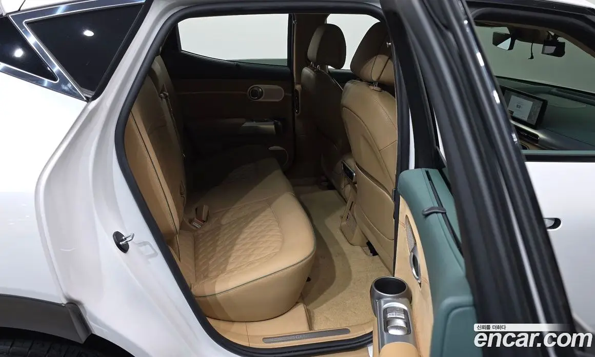 Genesis GV60 2022 0.1 автомат (гидро), фото 12 Genesis GV60 2022 0.1 автомат (гидро), фото 12