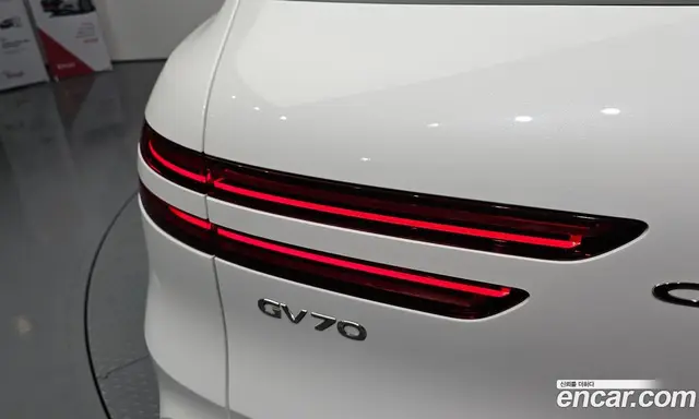 Genesis GV70 2021 2.5 автомат (гидро), миниатюра 9 Genesis GV70 2021 2.5 автомат (гидро), миниатюра 9