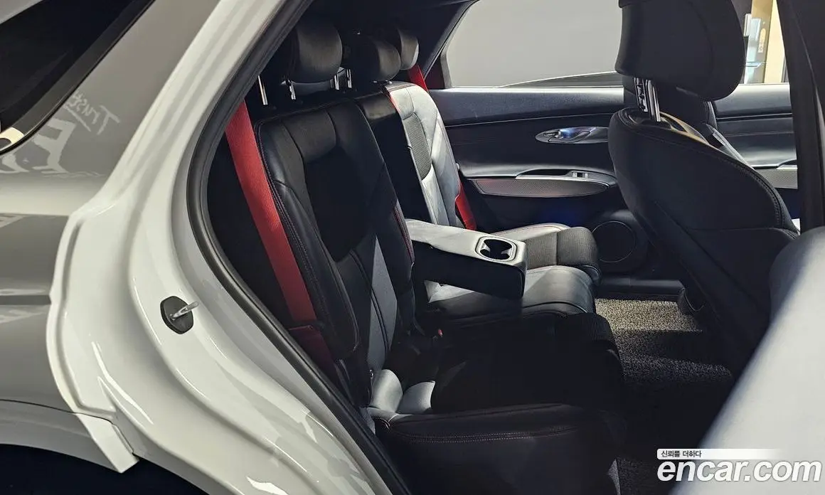 Genesis GV70 2021 2.5 автомат (гидро), фото 18