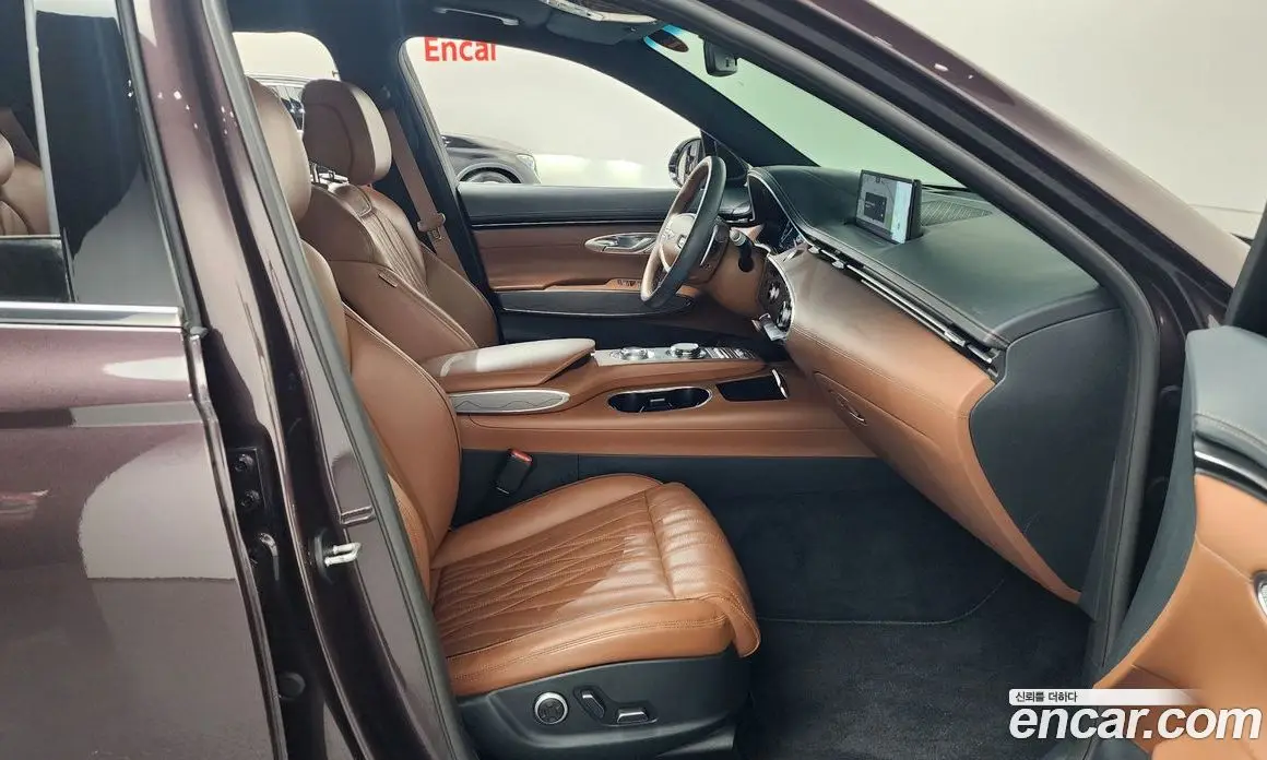 Genesis GV70 2021 2.5 автомат (гидро), фото 16 Genesis GV70 2021 2.5 автомат (гидро), фото 16